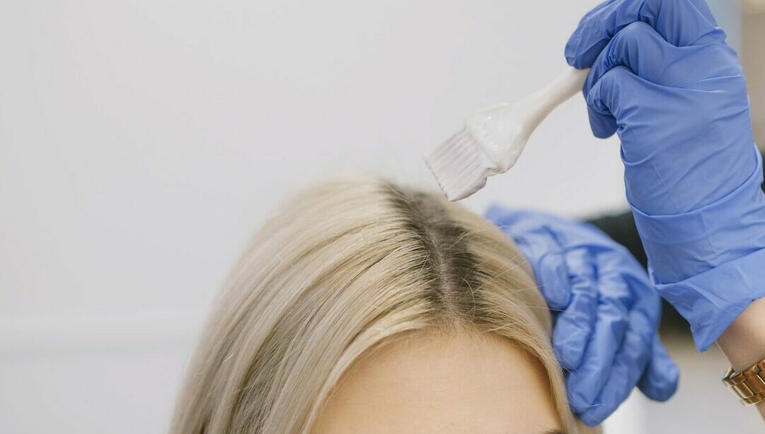 Окрашивание корней: до 1см / от 1см